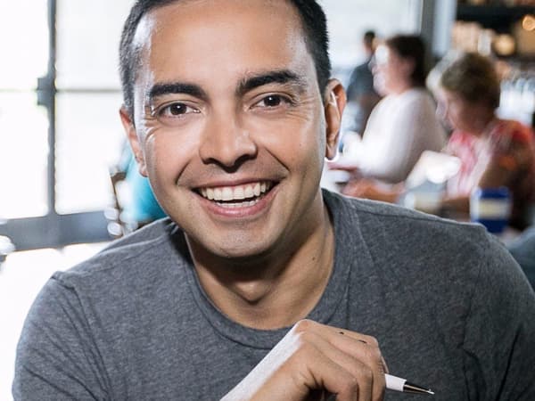 Valuebury - Online Course - Amp'd Up podcasting by Pat Flynn